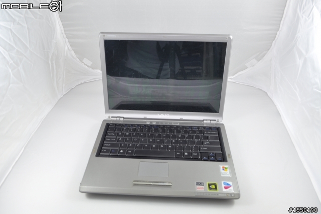 SONY VAIO - VPCSA33GW  遲來的開箱 [圖多!!!]