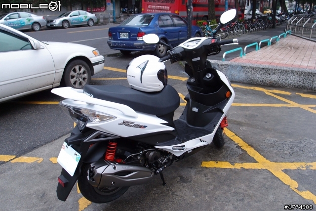 RACING KING 180 小白 開箱