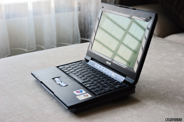 [送行文］辛苦了！陪了我7年的ASUS S300N