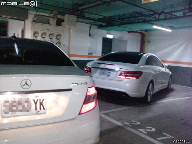 鄰居的E350 coupe