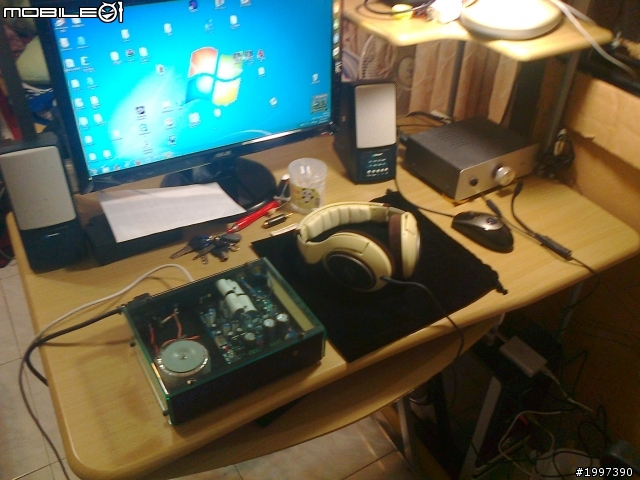 {開箱}HD598