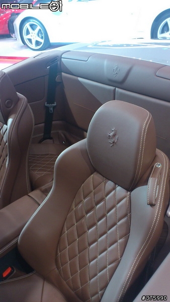2012 Ferrari & Maserati GranCabrio Sport 發表