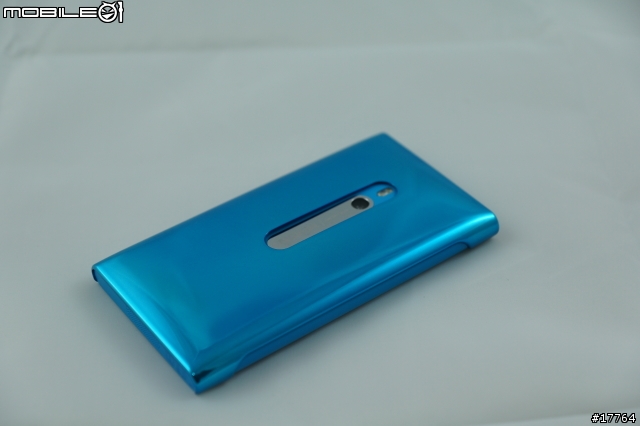 『極簡美學』Nokia Lumia 800 放手一搏 開箱文