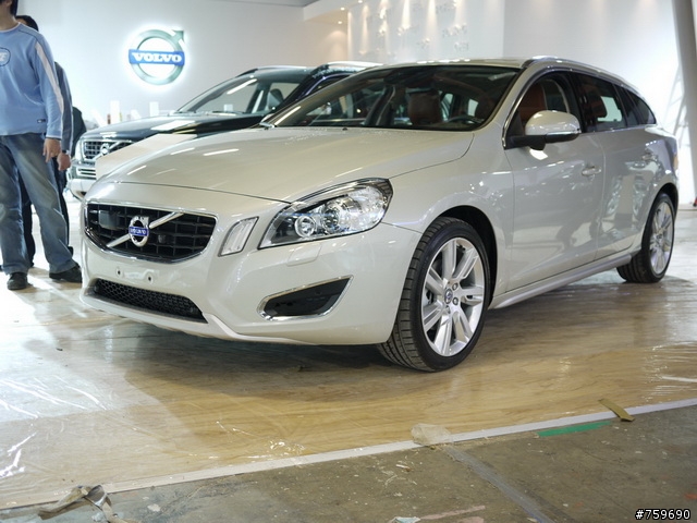 [搶開箱]2012車展搶先看   全場還是VOLVO的MD最正