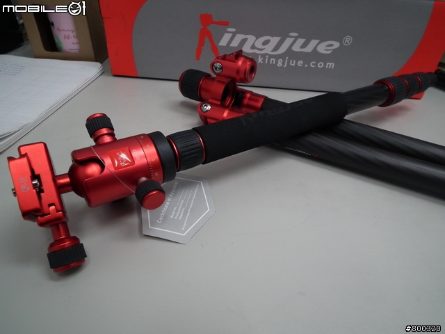 [分享] Kingjue CC-258 勁捷 四節 碳纖維 彩色腳架