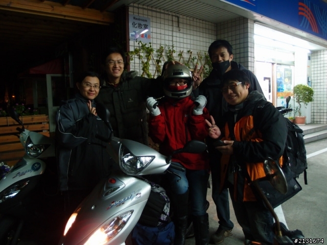 20111217~18 環半島首發