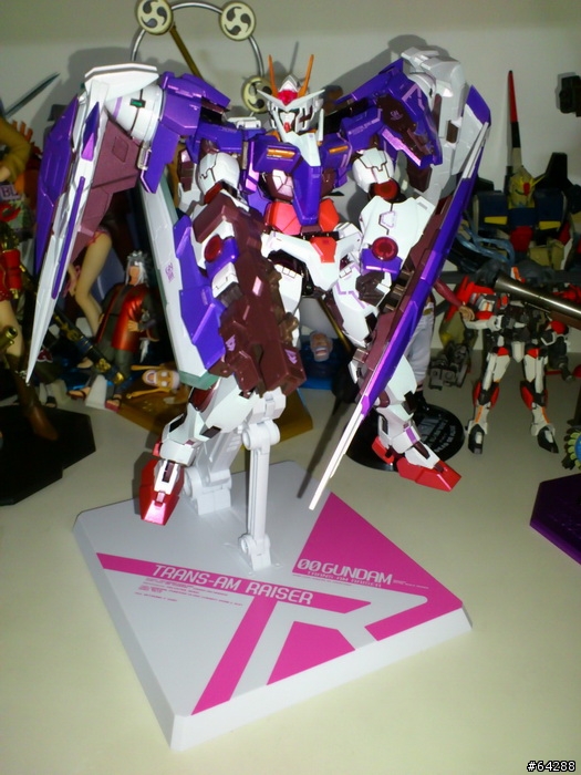 [分享]2011 魂會場 日版超合金鋼彈七劍 GN-0000 7S 電鍍版 金屬色