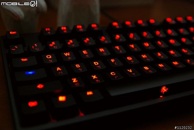 Ducky DK9008-R Shining 紅光紅軸簡易開箱