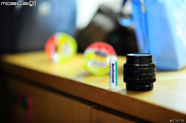 nikon 135mm f2  DC鏡的發色  內附135直出圖