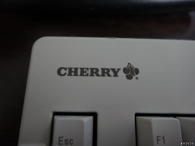[簡易開箱]CHERRY G80-3000 白色 青軸