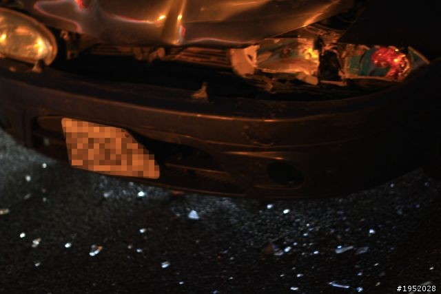 後保桿出車禍...想挖洞留雙出管改裝空間