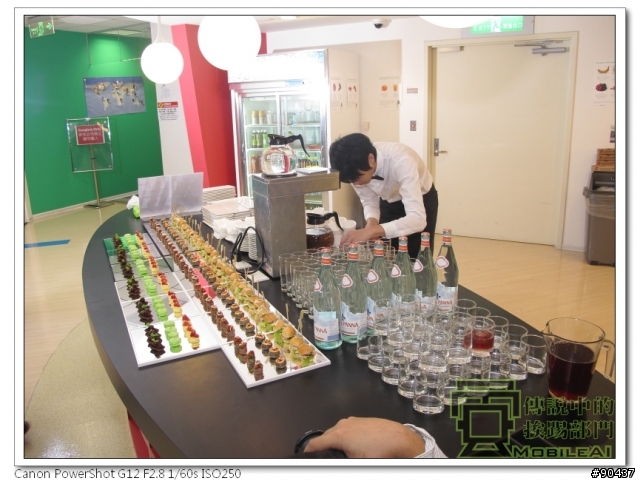 『體驗』iPhone 4s 莫敢不從，Galaxy Nexus 既出誰與爭鋒！