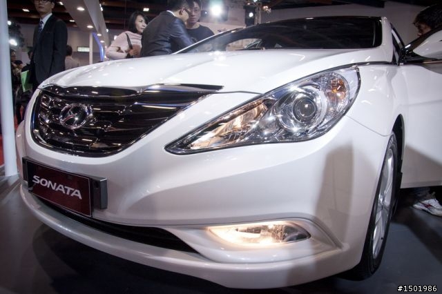 分享一些大家比較有興趣的車與車模- 2012台北車展