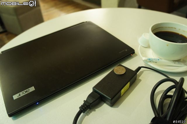 Acer TravelMate 8481G 打造 Hybrid 工作型態!