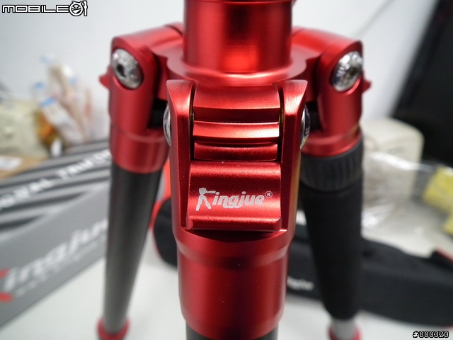[分享] Kingjue CC-258 勁捷 四節 碳纖維 彩色腳架