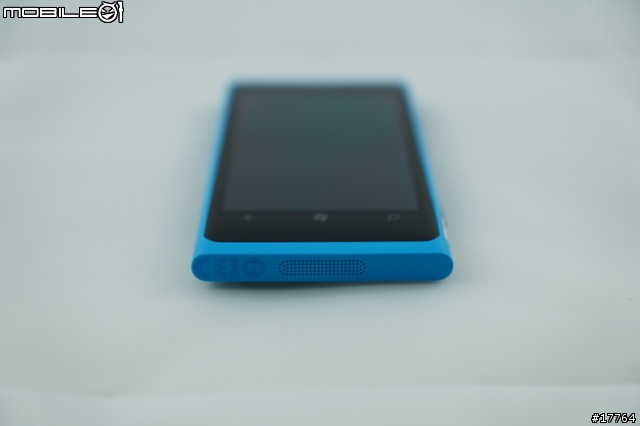 『極簡美學』Nokia Lumia 800 放手一搏 開箱文
