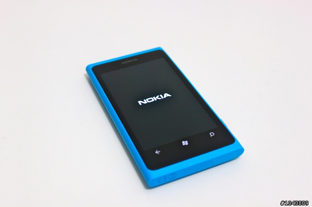 歡迎回來！Nokia Lumia 800 開箱文！
