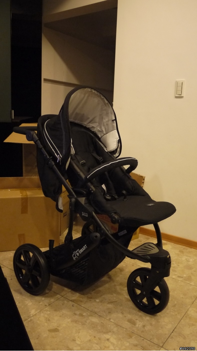 給我準備出生的女兒 聖誕節的禮物 BRITAX SMART 推車  開箱分享