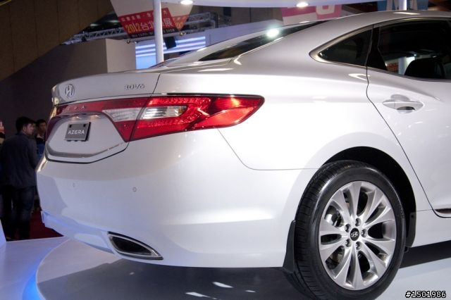 分享一些大家比較有興趣的車與車模- 2012台北車展