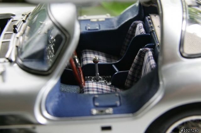 (開箱,新增底盤照) CMC M-088 Mercedes-Benz 300 SLR Uhlenhaut Coupe 董事長用車