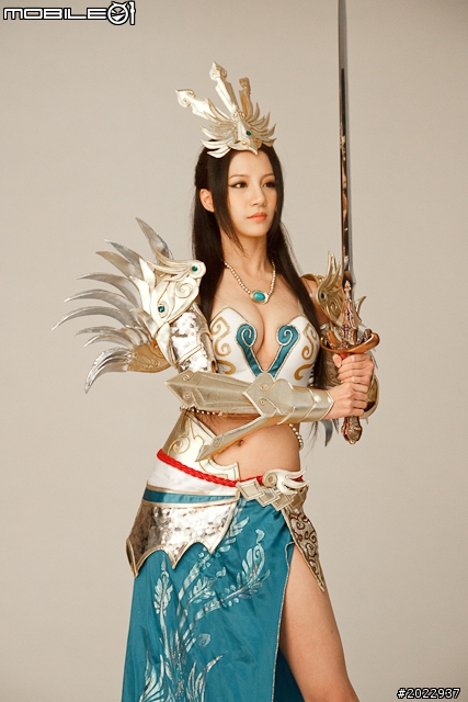 林采緹化身美女武將 《將魂Online》祭出宅男女帝代言