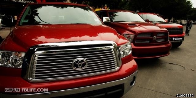 對岸的貨卡熱！！Toyota tundra VS dodge ram VS f150 svt!!!