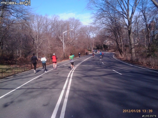 回紐約過年騎車(2)......寒冷中前進.....中央公園(central park)之美!