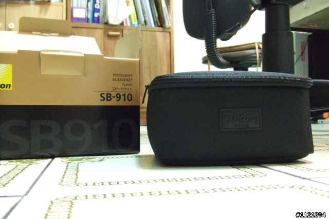 終於，入手了sb-910了 (簡單開箱)--