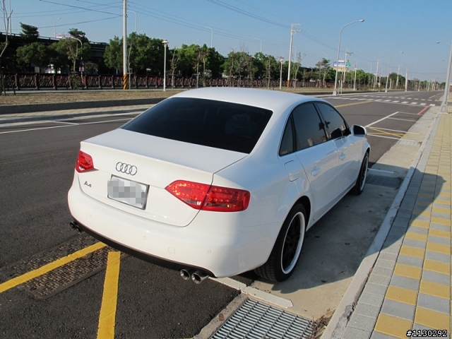 ｛開箱｝A4  B8  1.8   Sedan..............