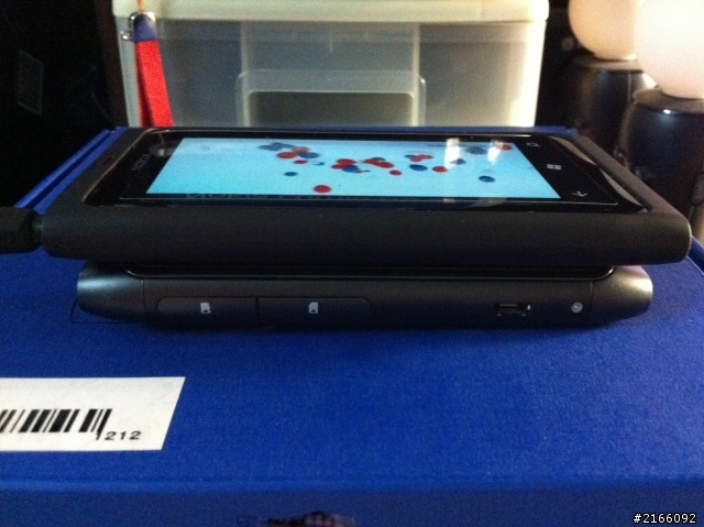 根據實驗LUMIA 800聽起來好像跟N8差不多....?