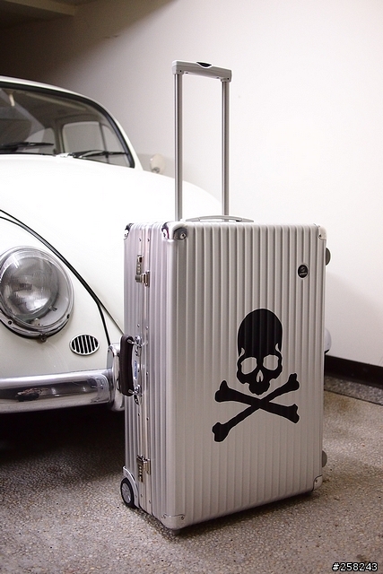 【西西分享】RIMOWA x MMJ全球唯一聯名旅行箱976.70 ClassicFlight