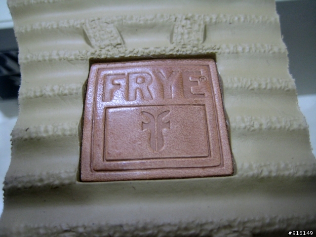 【開箱分享】FRYE Dakota Wedge Boot