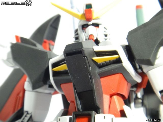 【作品分享】MG 命運鋼彈black異色版