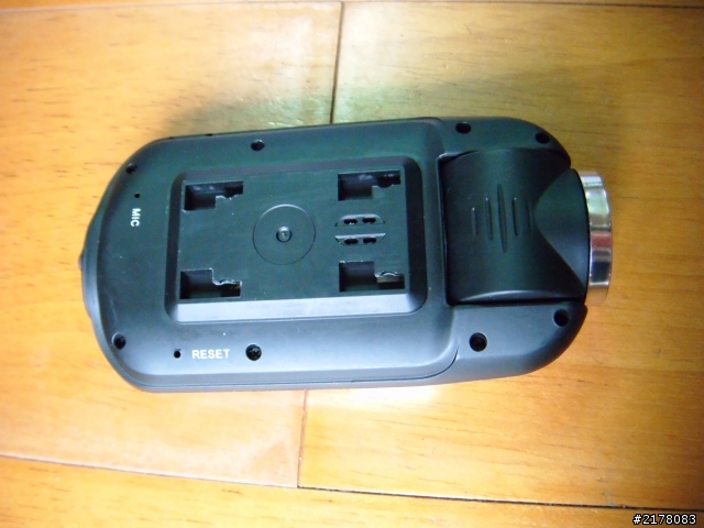 【開箱】HOLUX  GVR-200行車記錄器 (720P)