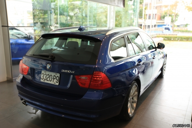 1/6 BMW 320DT A51小開箱