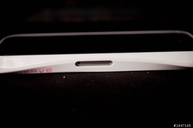 [開箱] Aprolink 白色金屬邊框