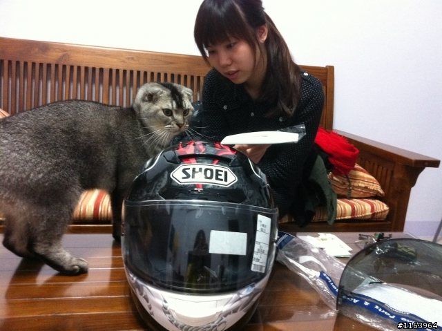 [開箱文] SHOEI X12 KALLIO 同場加映 AGV 五大洲
