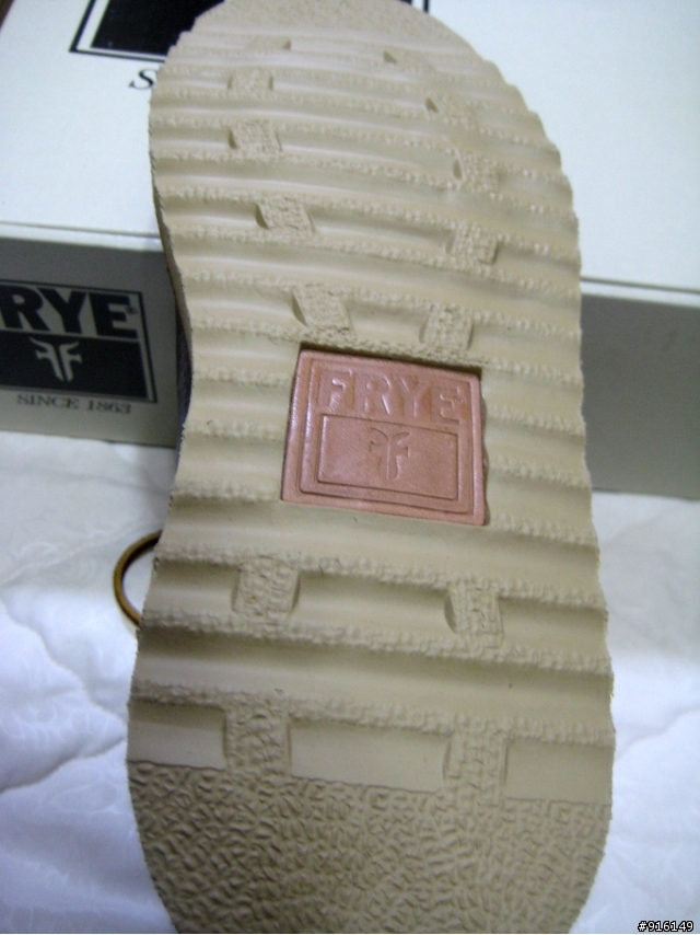 【開箱分享】FRYE Dakota Wedge Boot