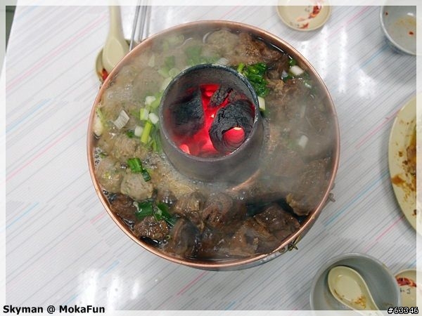 [食記]台中-清真恩德元餃子館(牛羊火鍋)
