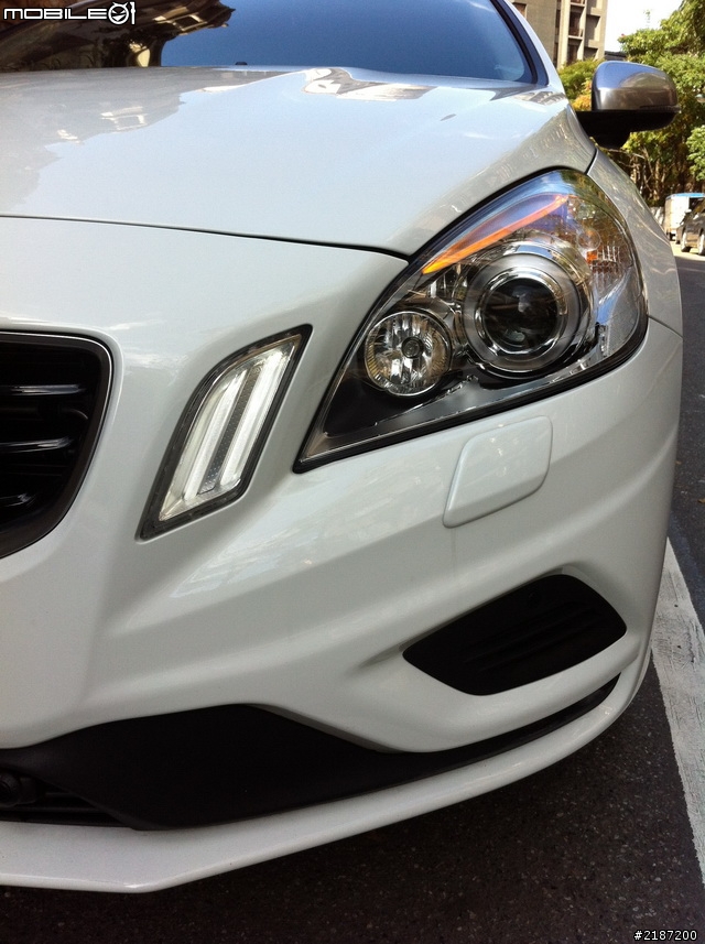 [賞車文]年前試車之VOLVO V60 T5 R DESIGN真的好迷人!!!