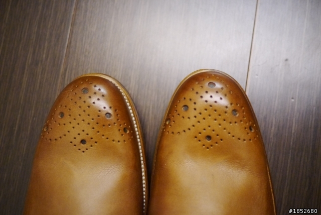 【蜈蚣病發作】英國 Grenson Tyler 雕花鞋開箱文