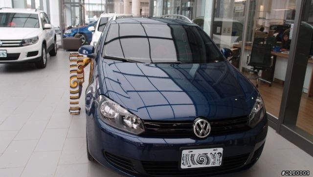 人生第一台進口車Golf Variant (珍珠藍) 簡簡單單之開箱分享~
