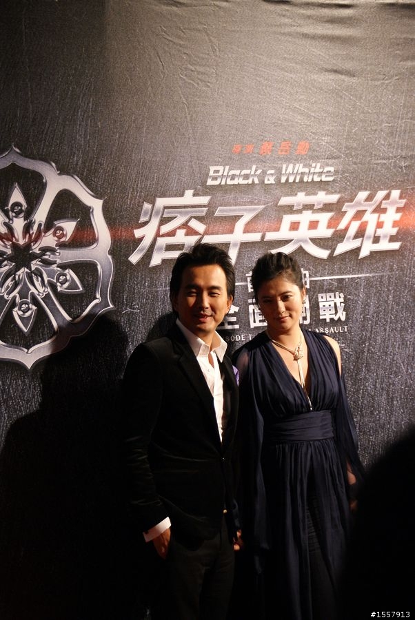 【SUV特技表演 圖多多!】參加痞子英雄首映會，看到趙又廷的英雄車！