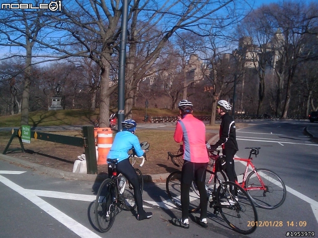 回紐約過年騎車(2)......寒冷中前進.....中央公園(central park)之美!