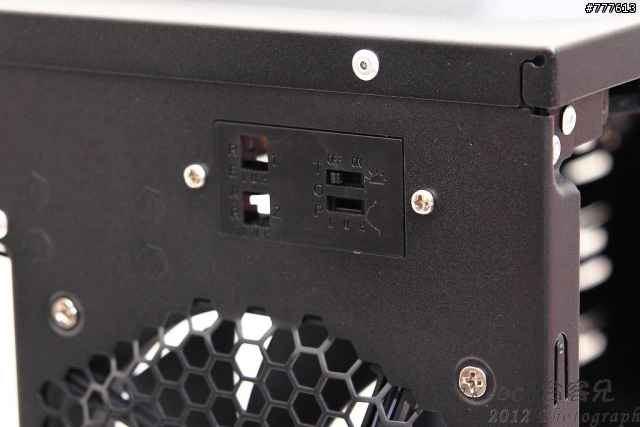 極致玩家機殼Antec Eleven Hundred登場