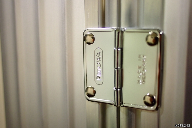 【西西分享】RIMOWA x MMJ全球唯一聯名旅行箱976.70 ClassicFlight
