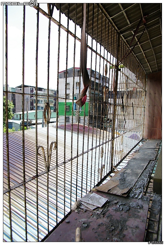 [開箱]30年老屋翻新，黑白簡約風-圖多(2012.01.30更新)