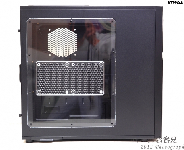 極致玩家機殼Antec Eleven Hundred登場
