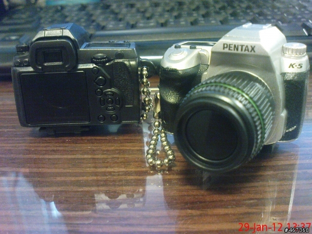 一次買6台 PENTAX 可換鏡頭單眼相機-------------------（熱靴蓋）扭蛋