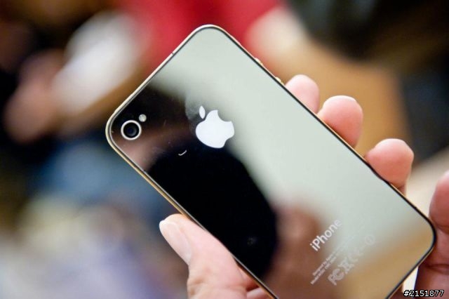 我把iPhone4變身了～超閃亮自拍更方便囉！